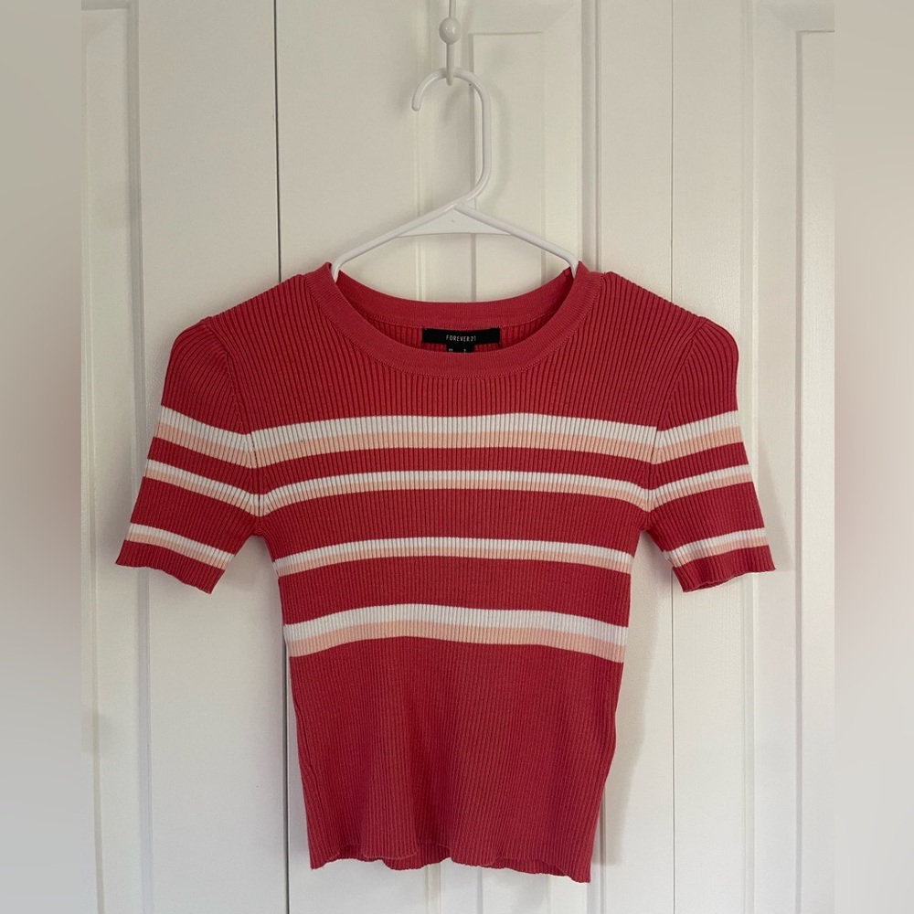 Forever 21 Sweater Tee